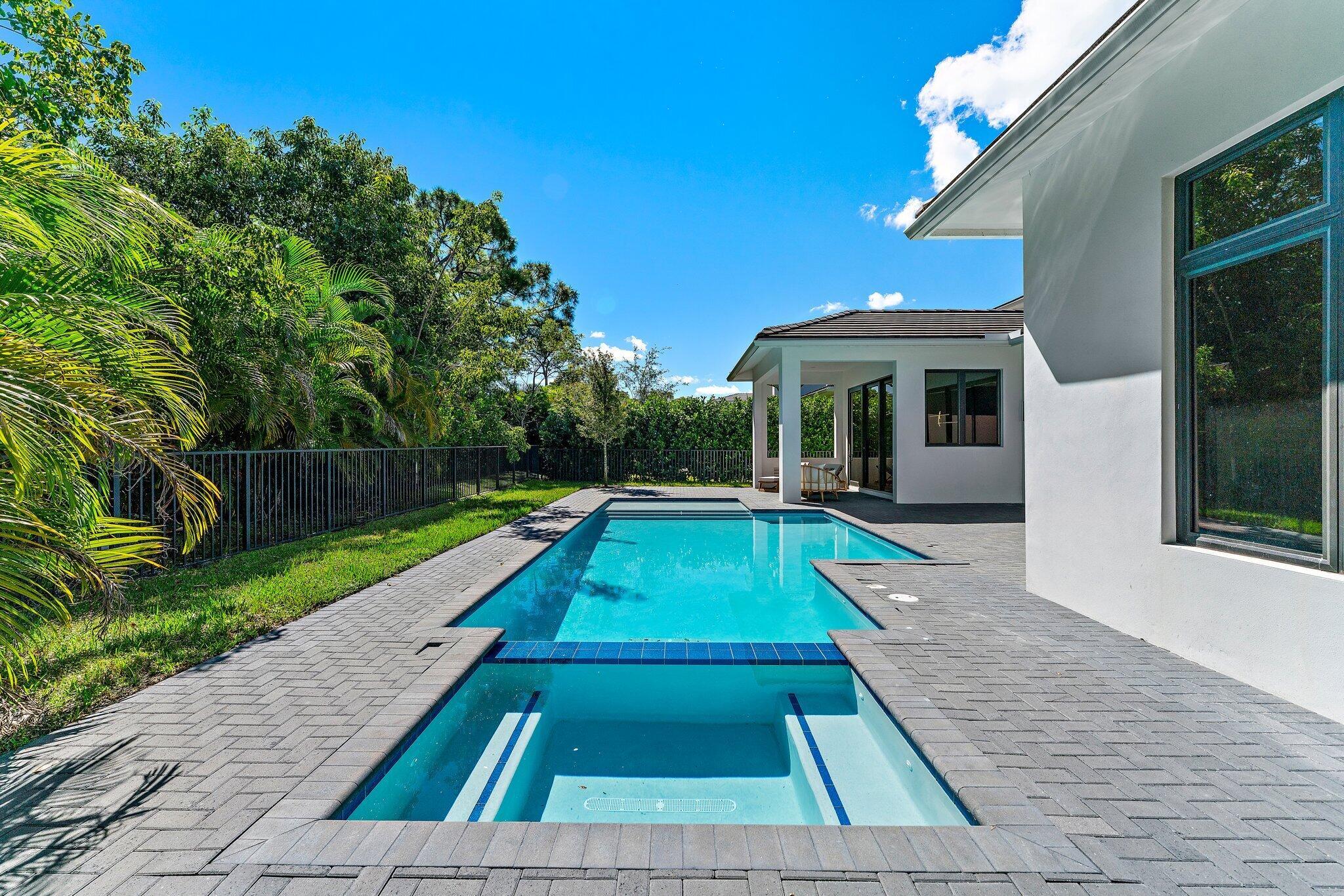 SYMPHONY AT JUPITER - Residential