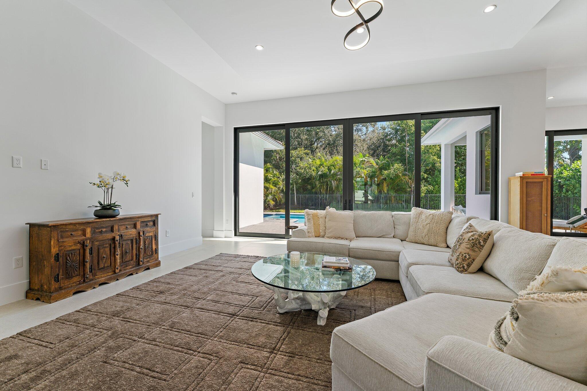 SYMPHONY AT JUPITER - Residential