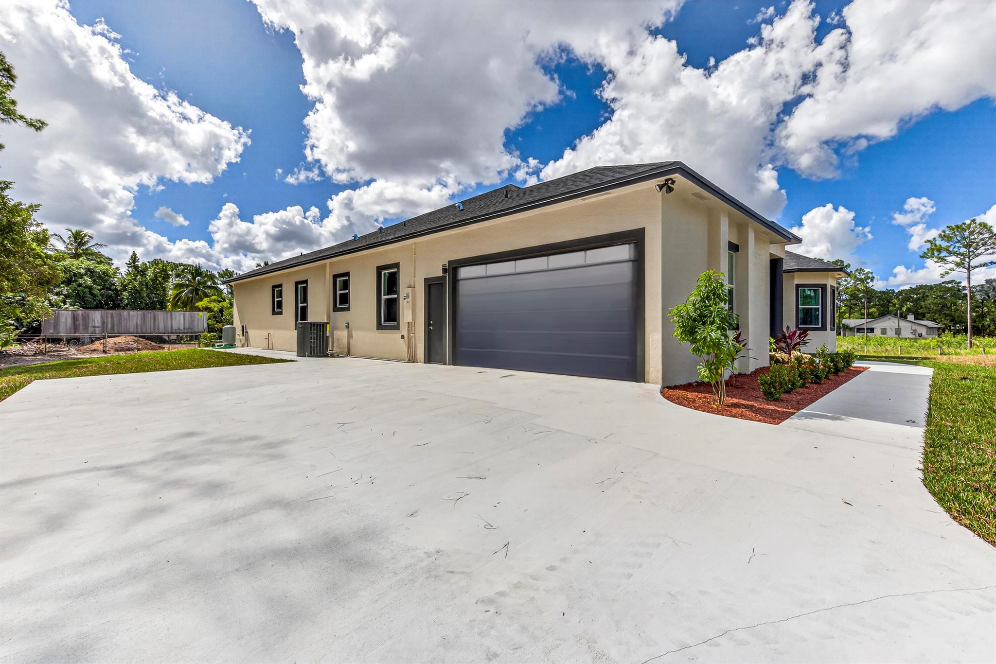 Loxahatchee - Residential