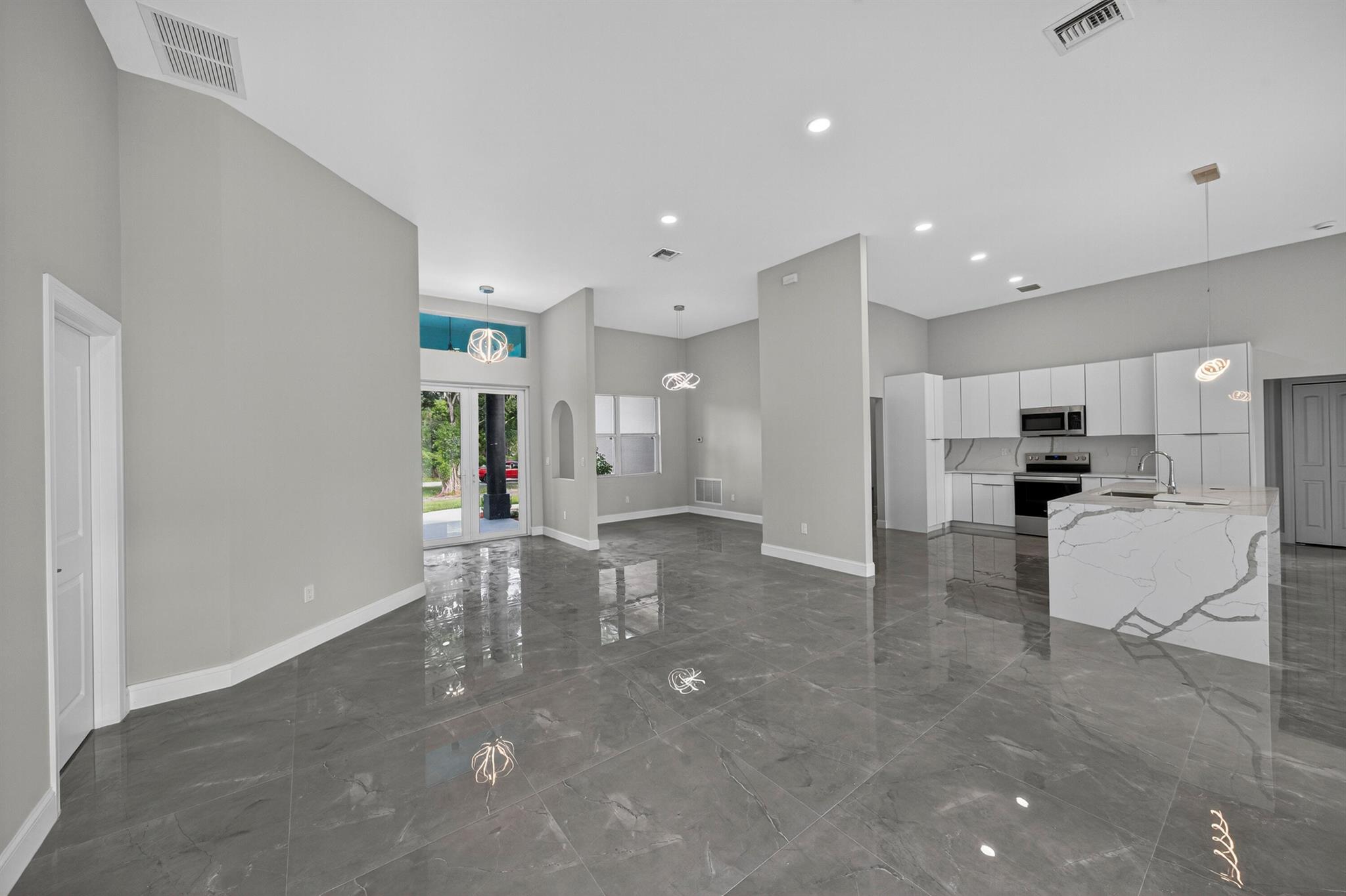 15174 69th Court N