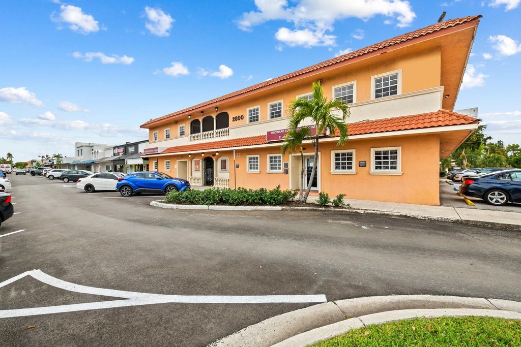 Photo of 2800 E Commercial Boulevard #212, Fort Lauderdale, FL 33308 (MLS # F10494569)