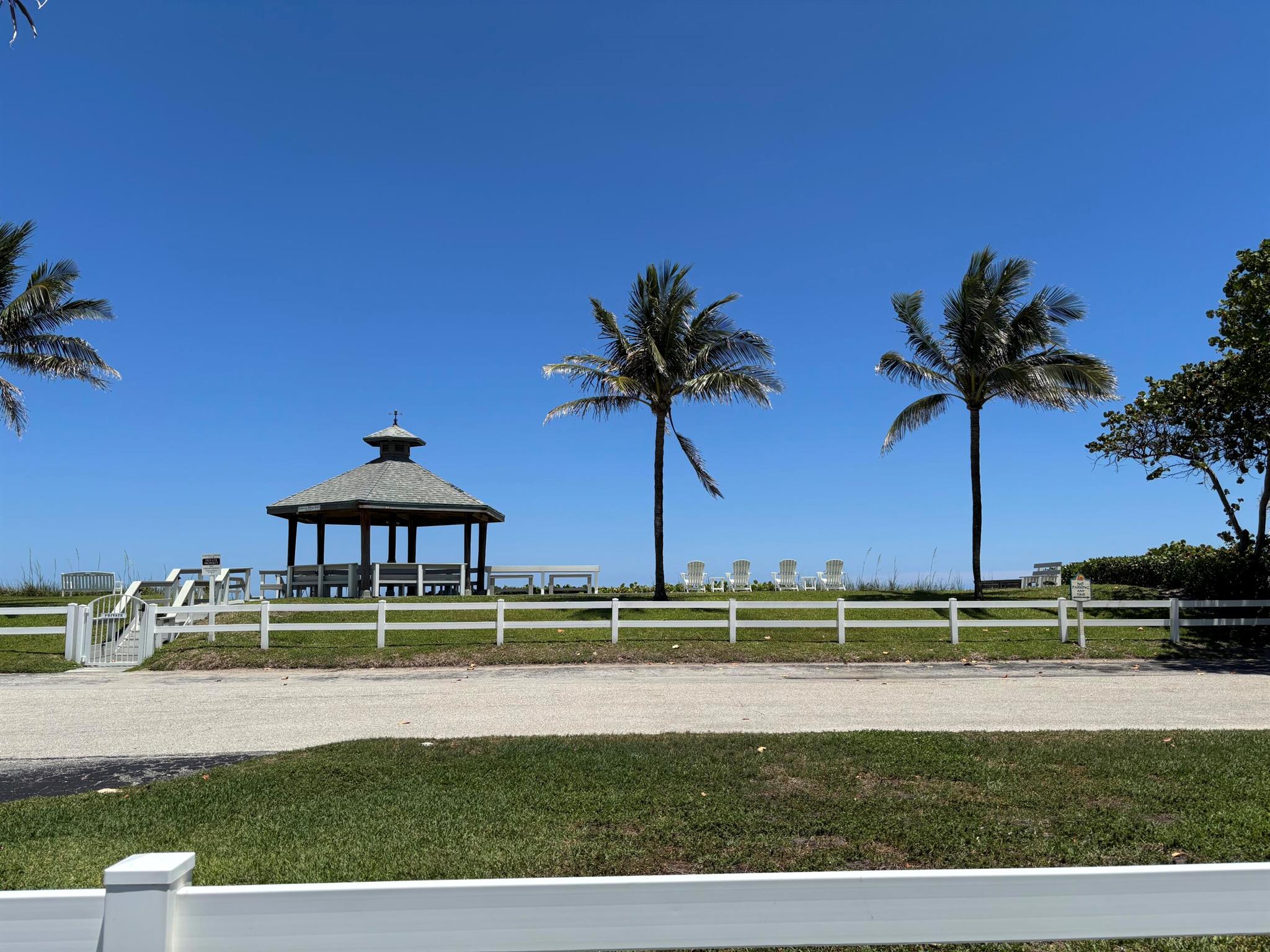 COLONIAL RIDGE - Residential Lease