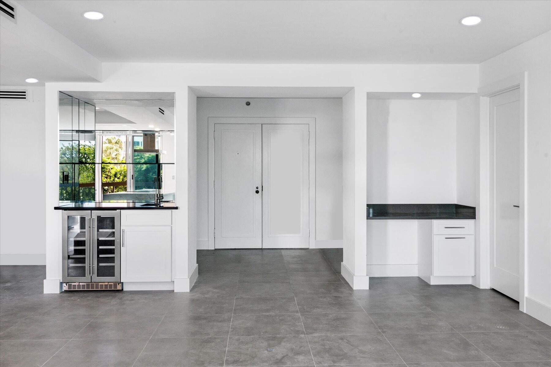 SUTTON PLACE CONDO - Residential