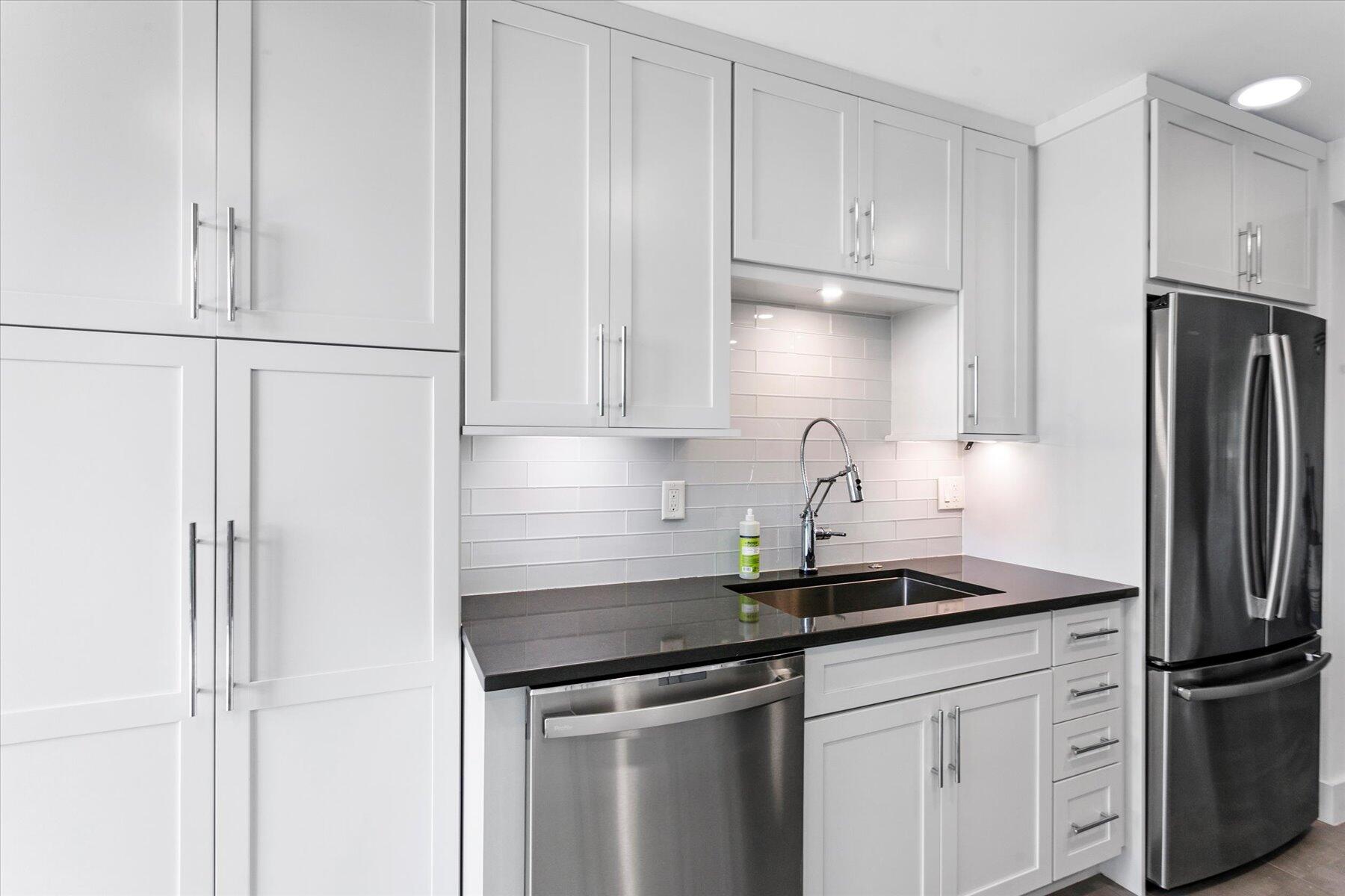 SUTTON PLACE CONDO - Residential