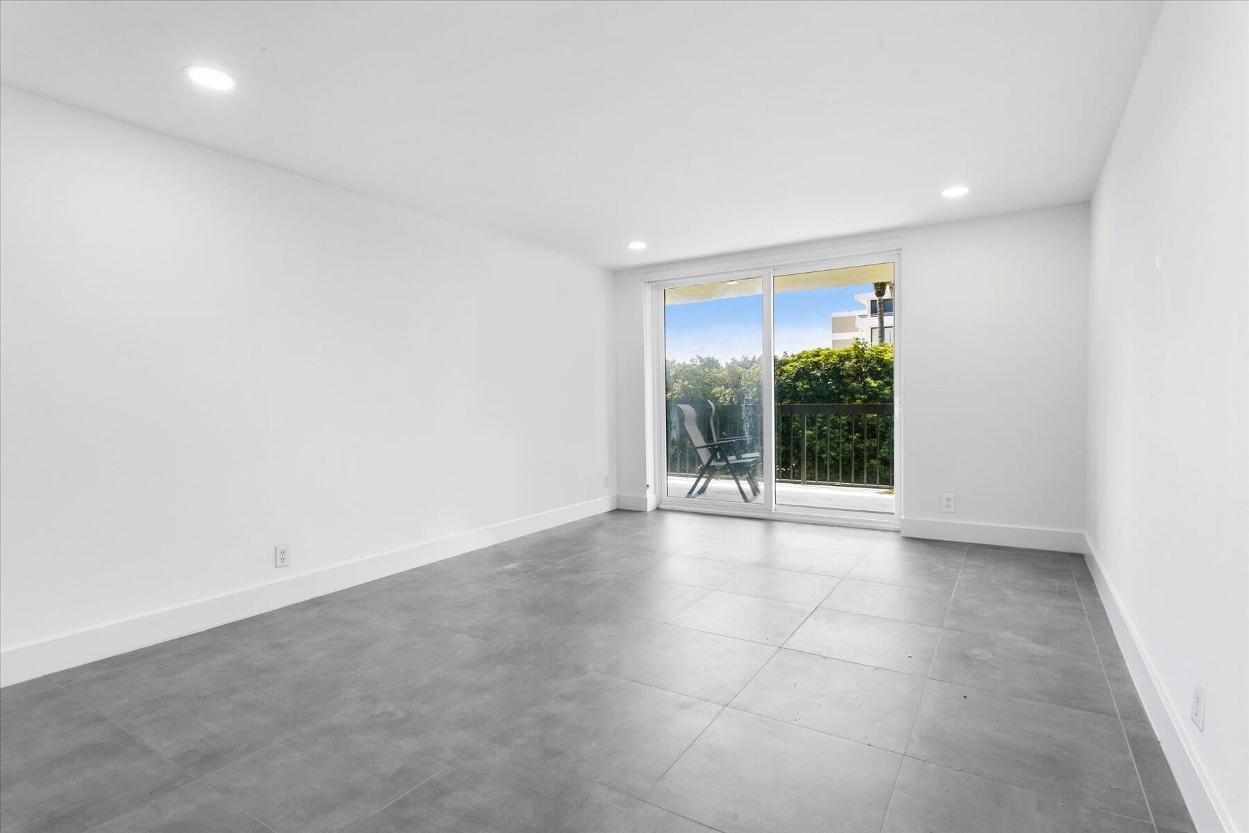 SUTTON PLACE CONDO - Residential