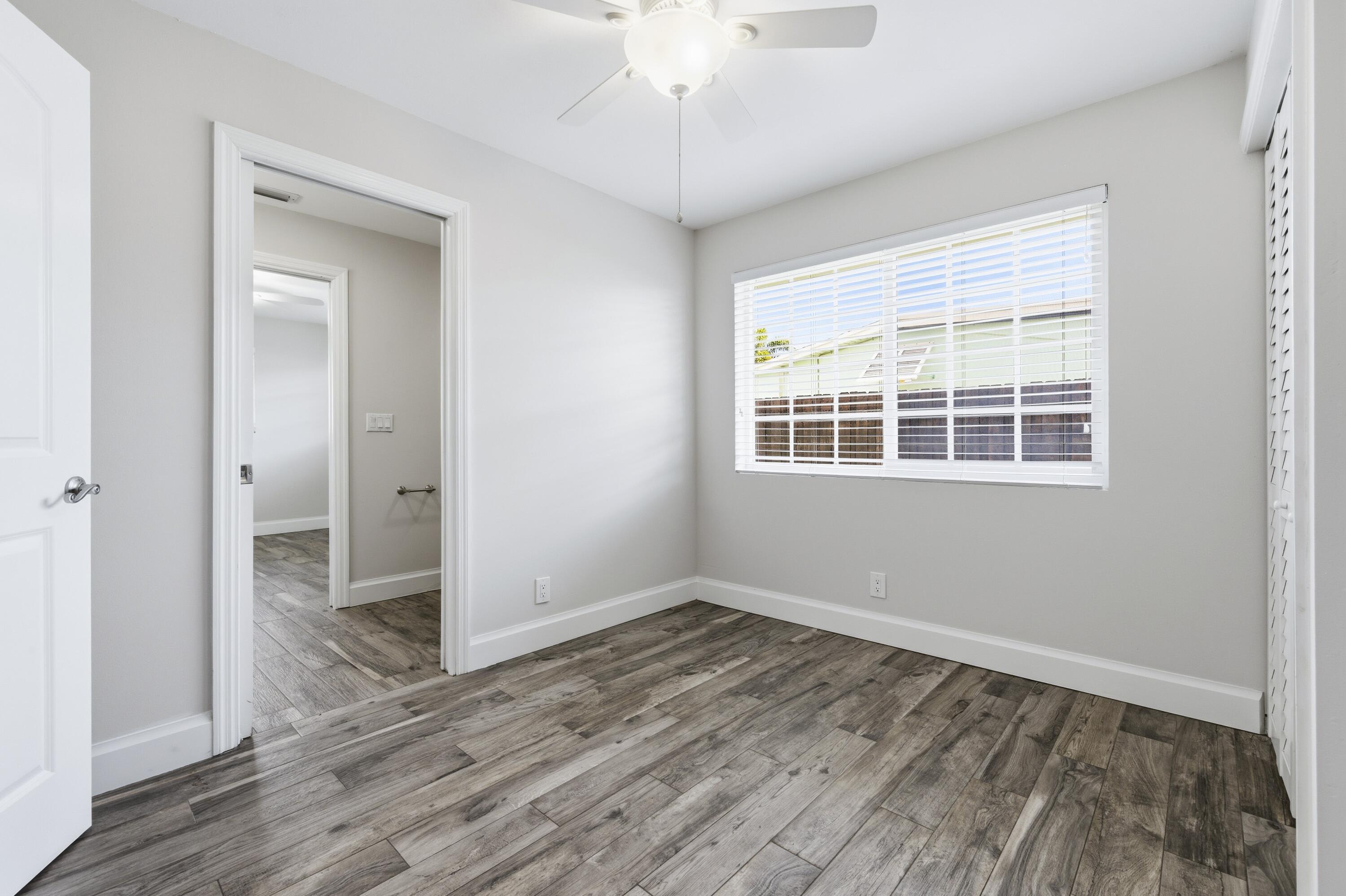 LAKE SHORE VILLAS - Residential Lease