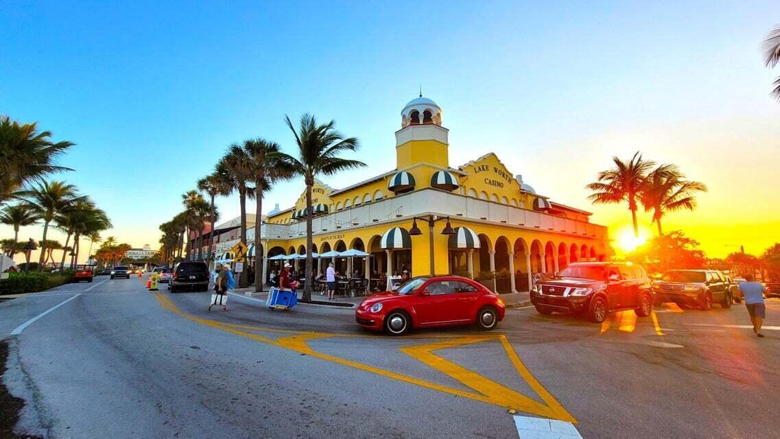 LAKE SHORE VILLAS - Residential Lease