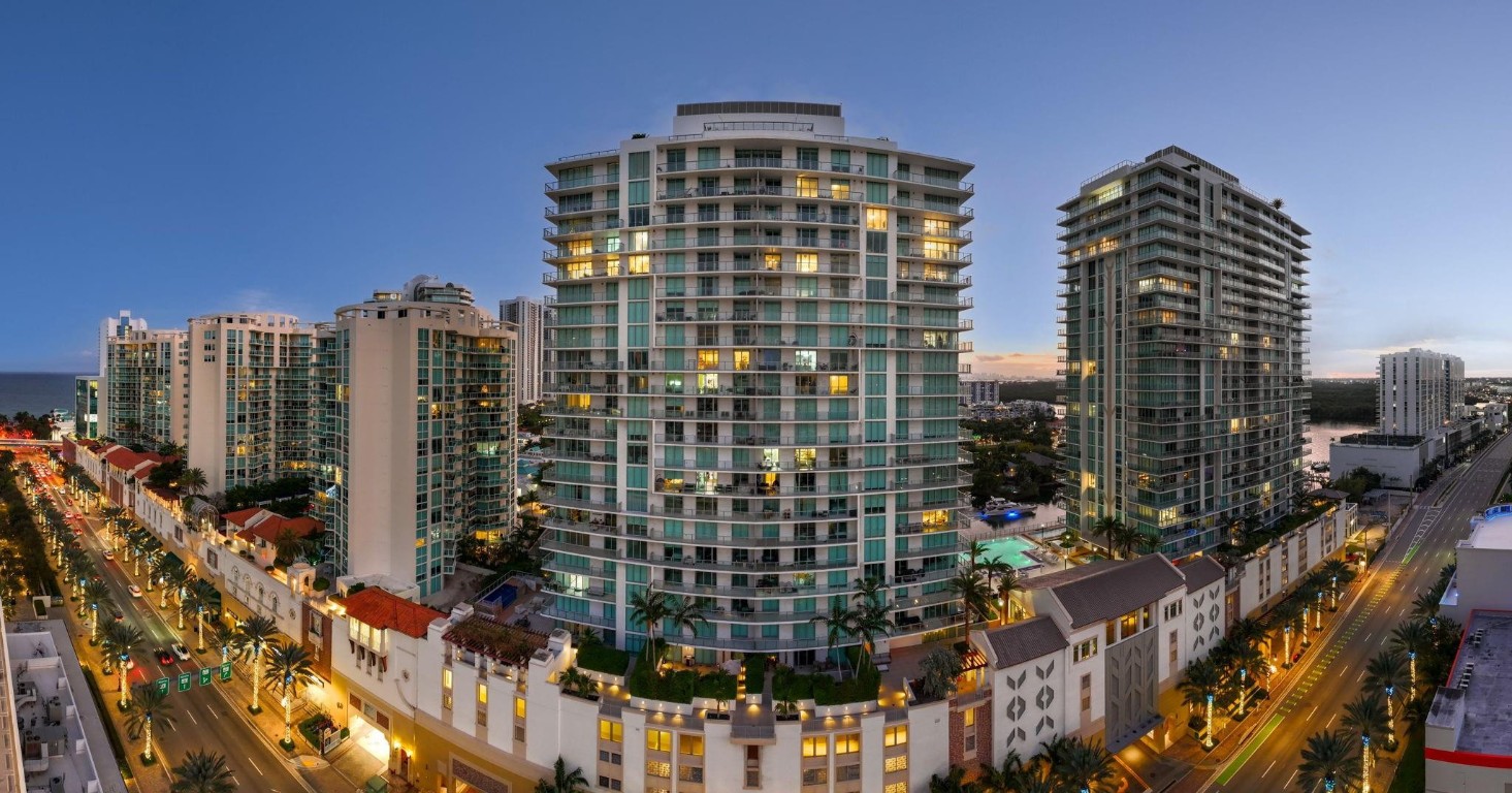 PARQUE TOWERS - Residential