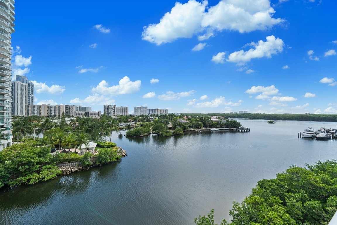 PARQUE TOWERS - Residential