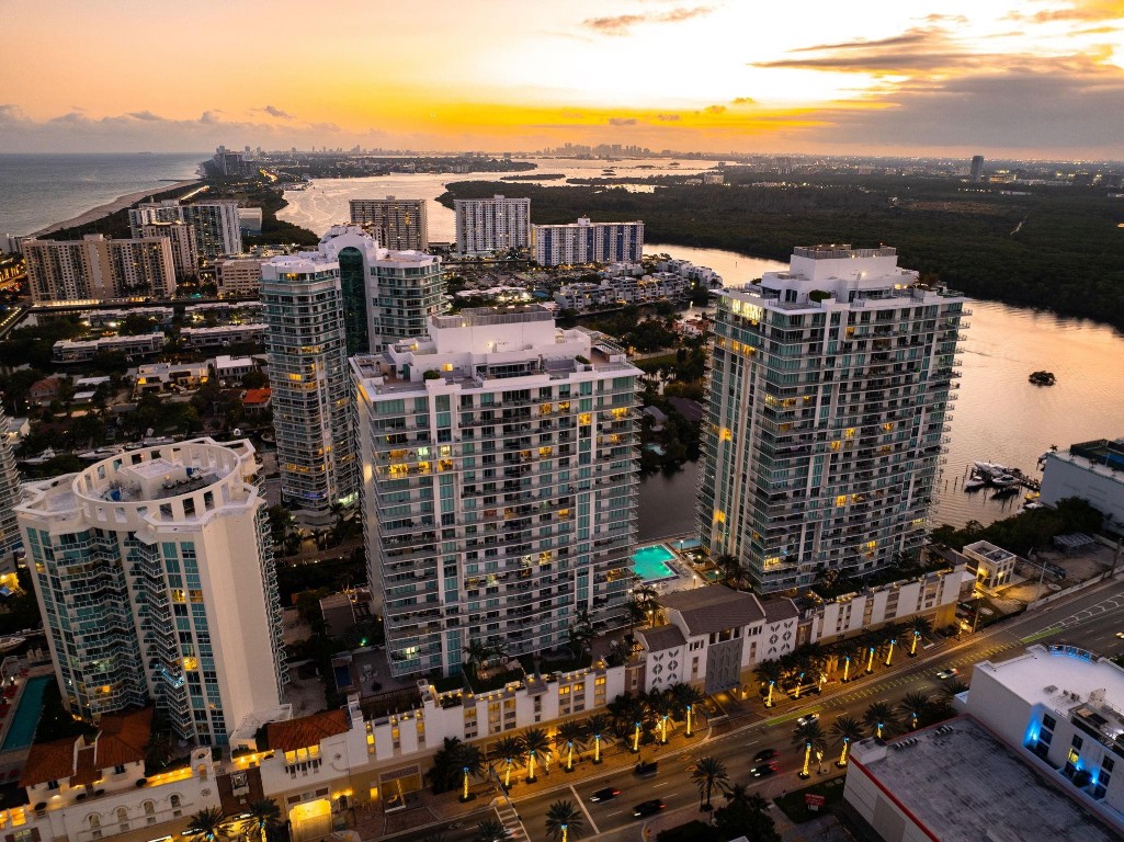 PARQUE TOWERS - Residential