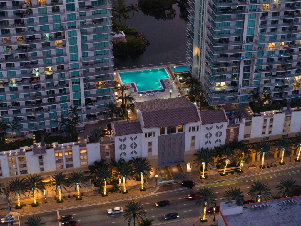 PARQUE TOWERS - Residential