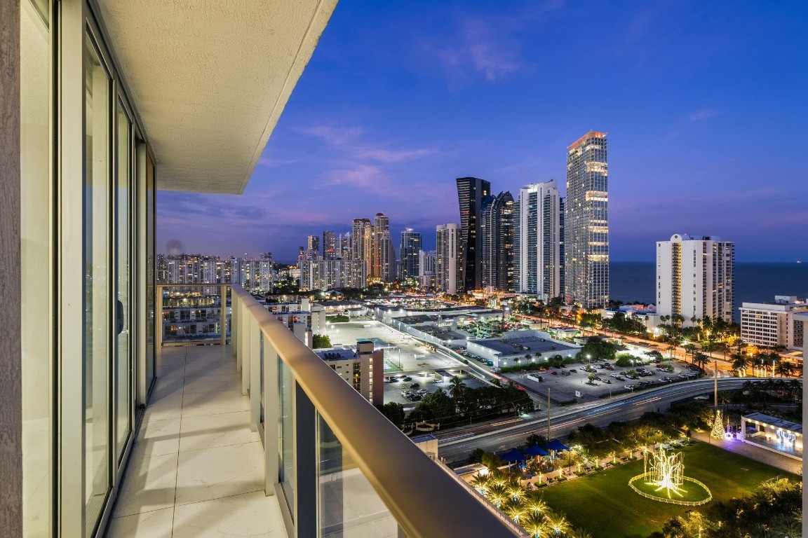 PARQUE TOWERS - Residential