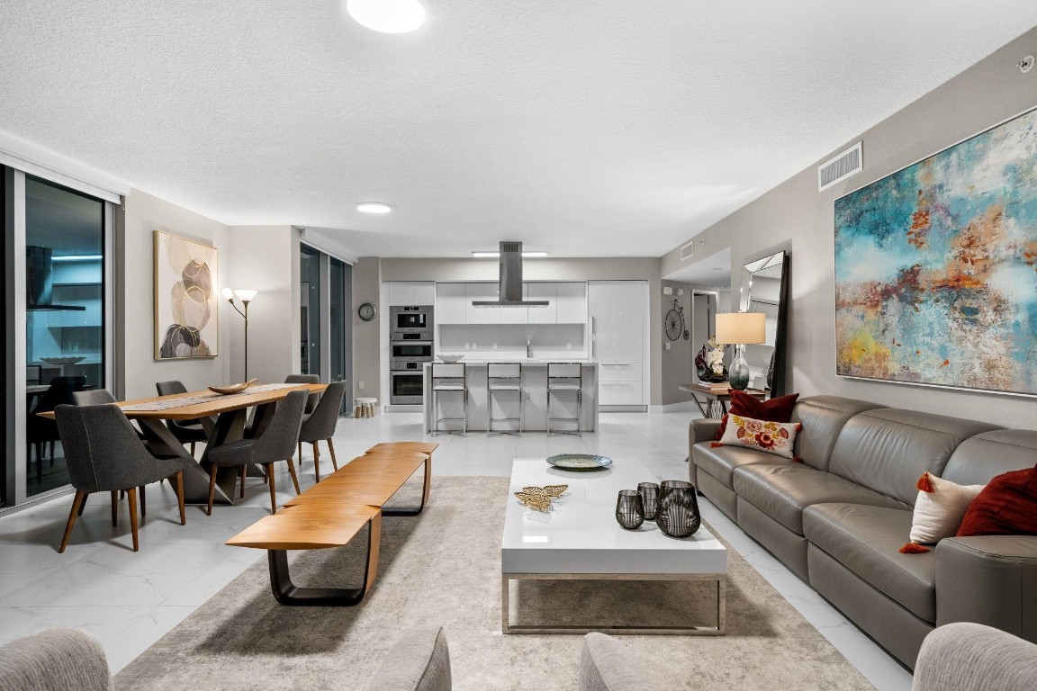 PARQUE TOWERS - Residential