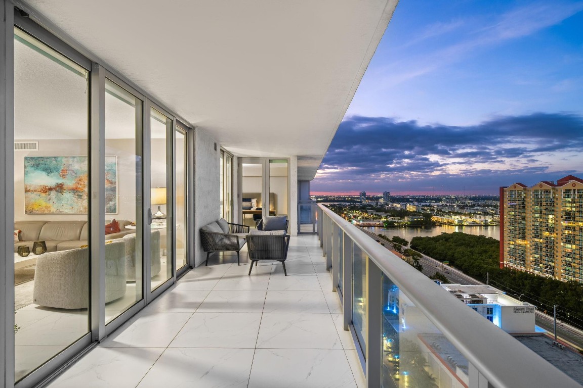 PARQUE TOWERS - Residential