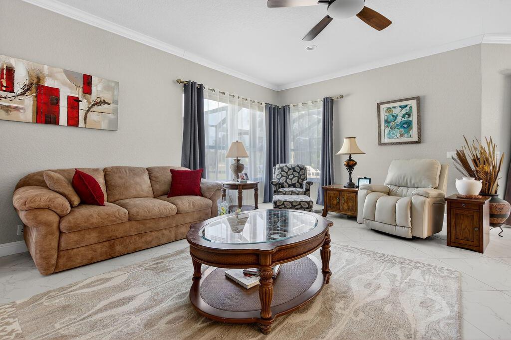 STONEWAL ESTATES - Residential