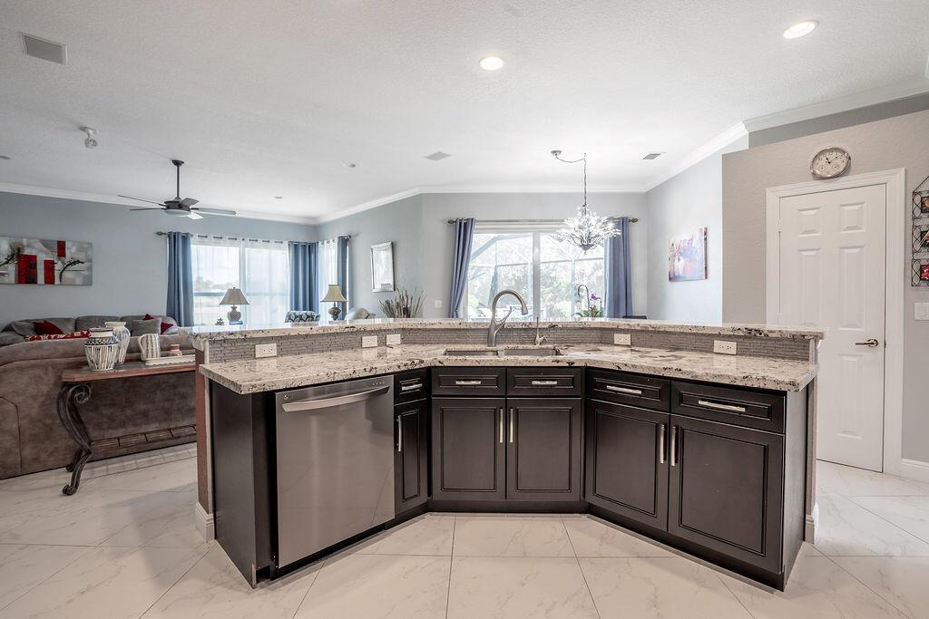 STONEWAL ESTATES - Residential