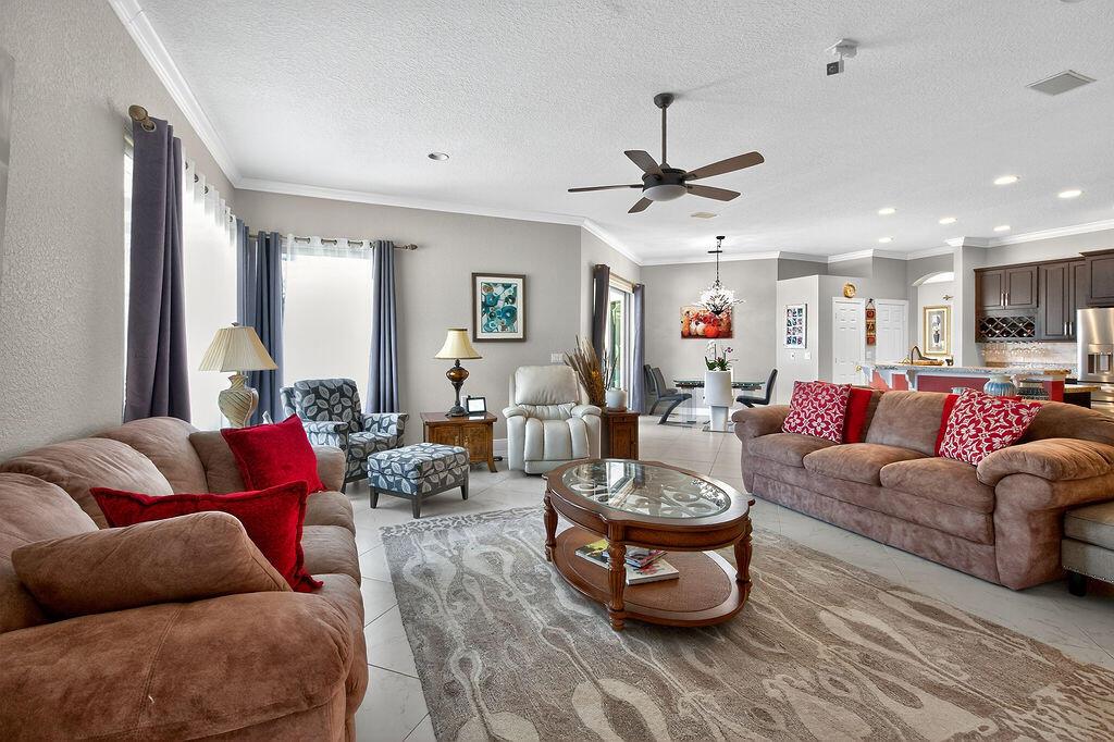 STONEWAL ESTATES - Residential