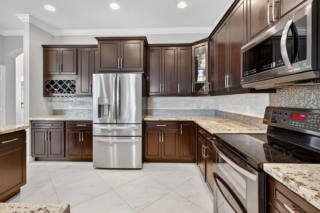 STONEWAL ESTATES - Residential