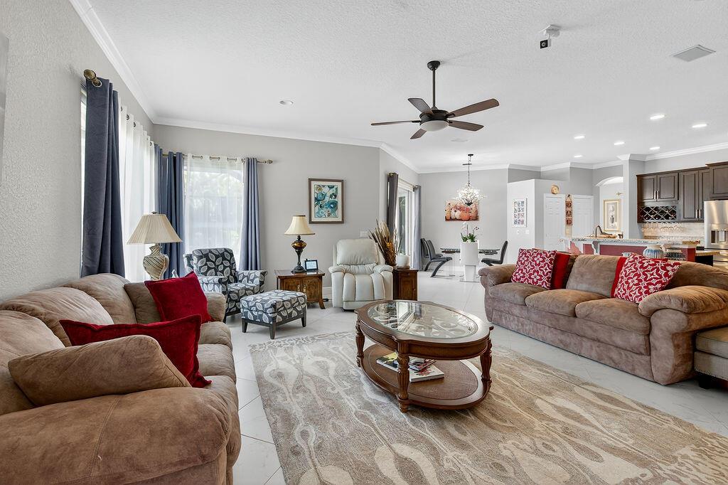 STONEWAL ESTATES - Residential
