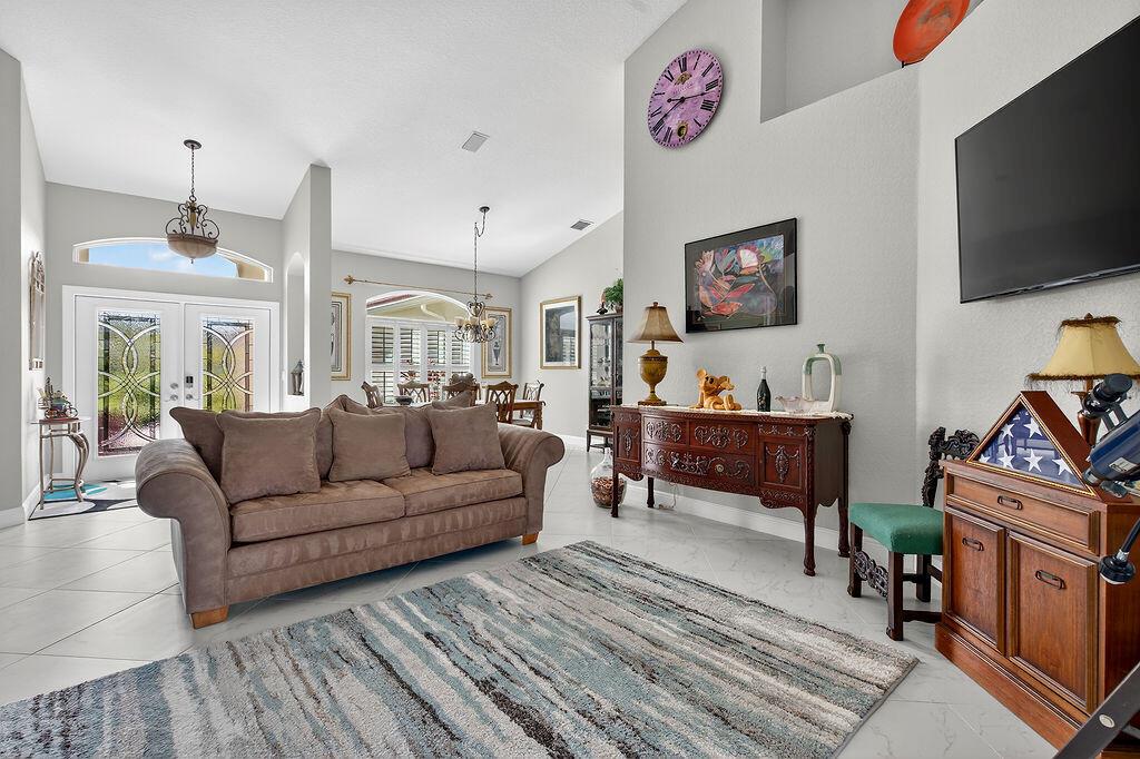 STONEWAL ESTATES - Residential