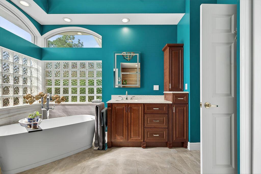 STONEWAL ESTATES - Residential