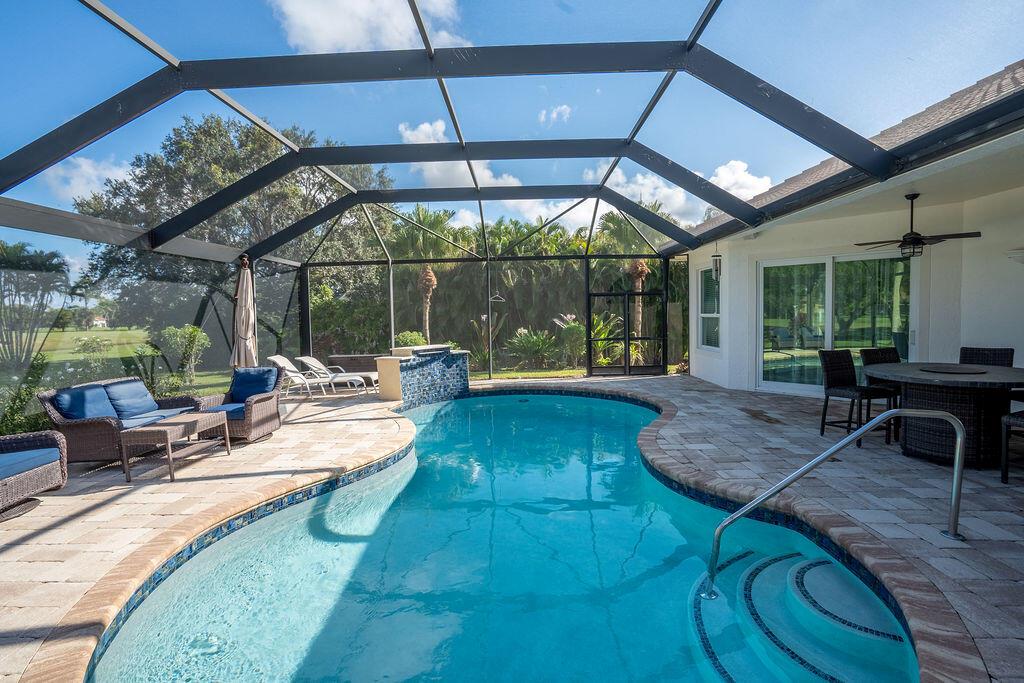 STONEWAL ESTATES - Residential