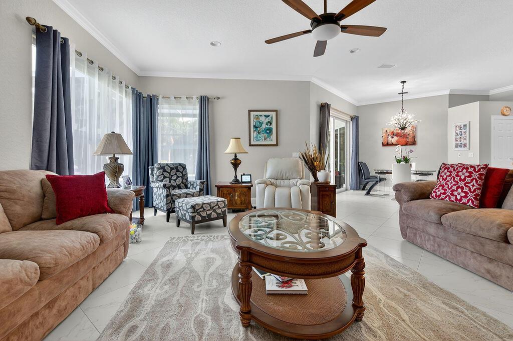 STONEWAL ESTATES - Residential