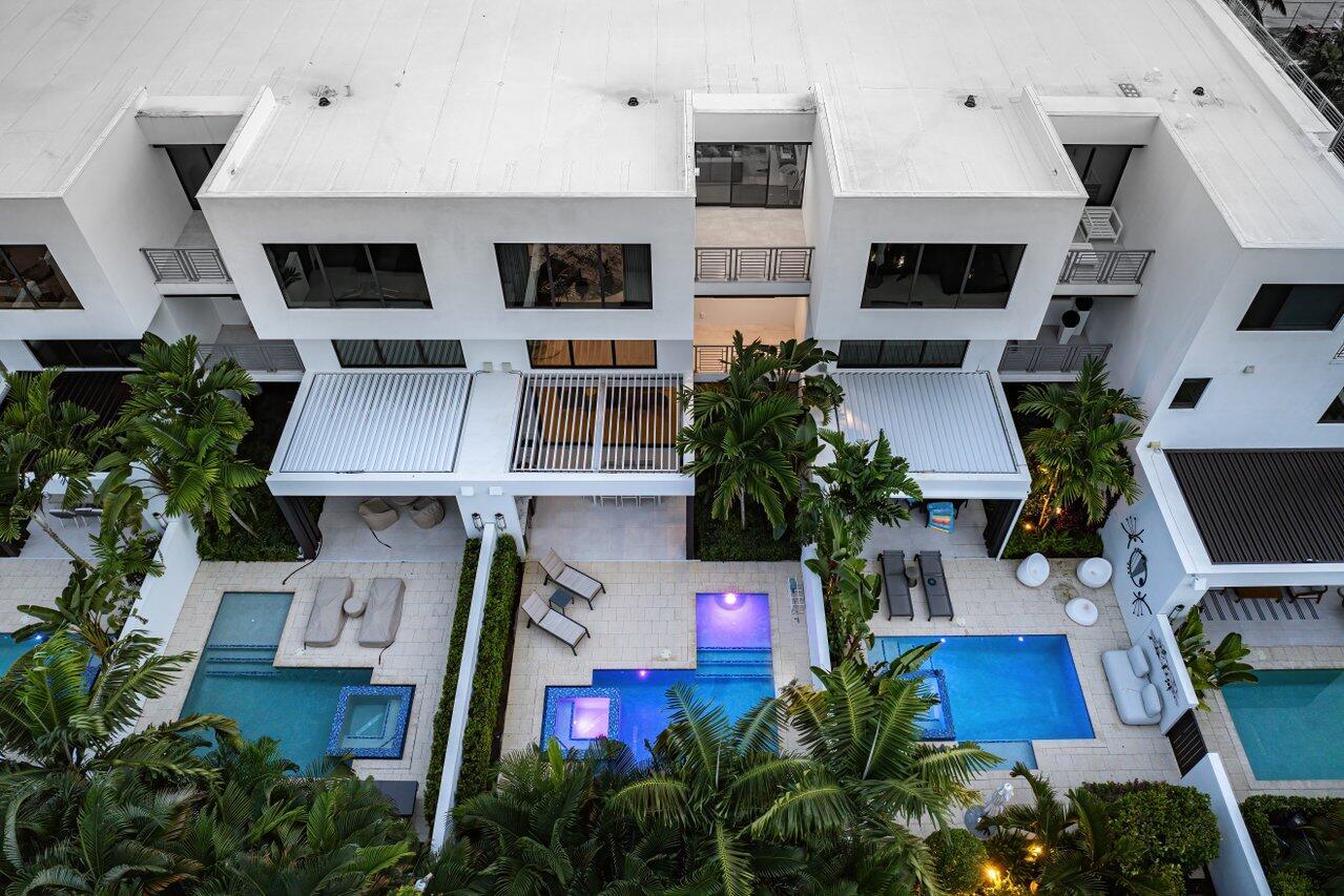 CASUARINA TOWN HOMES - Residential