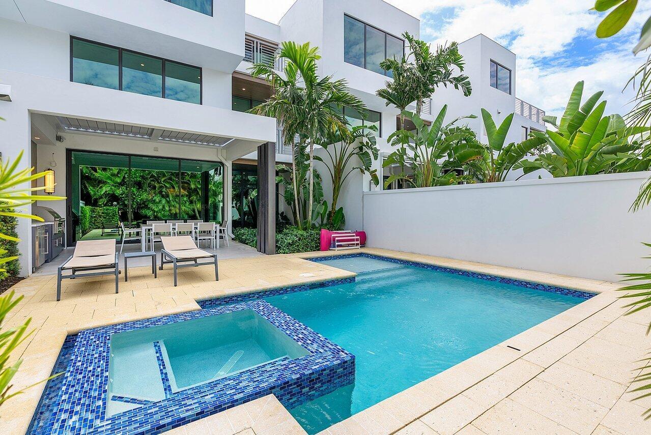 CASUARINA TOWN HOMES - Residential