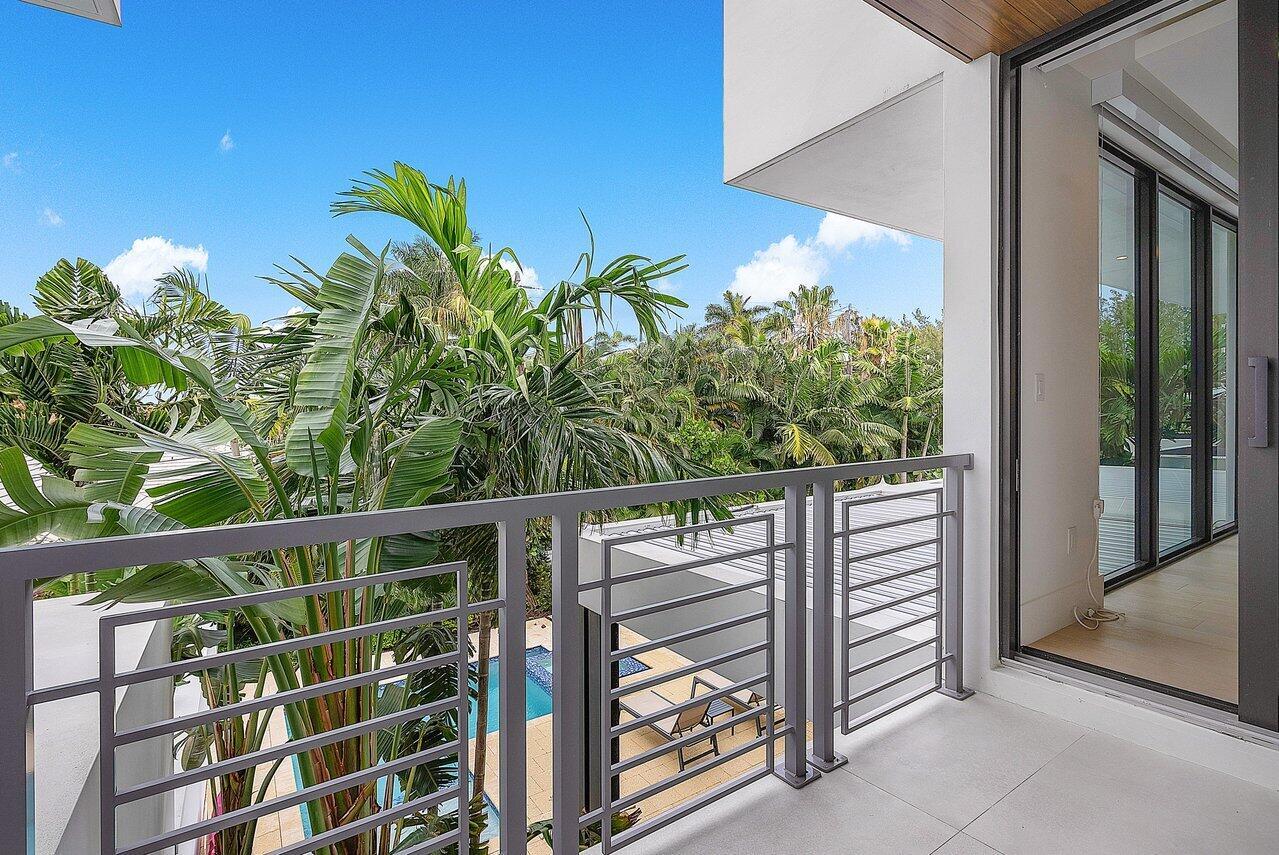 CASUARINA TOWN HOMES - Residential