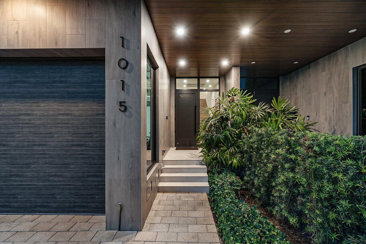 CASUARINA TOWN HOMES - Residential