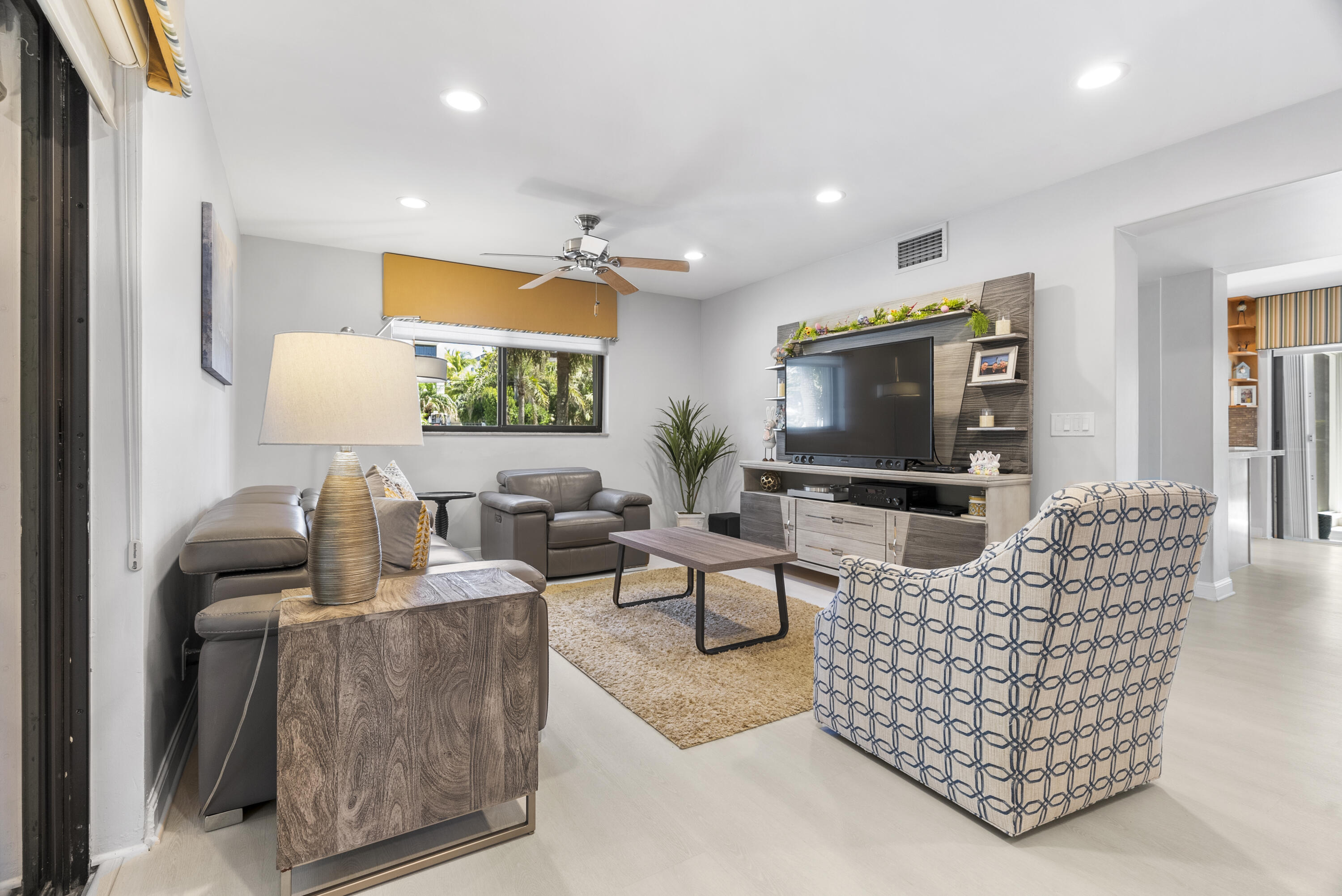 1138 Russell Drive