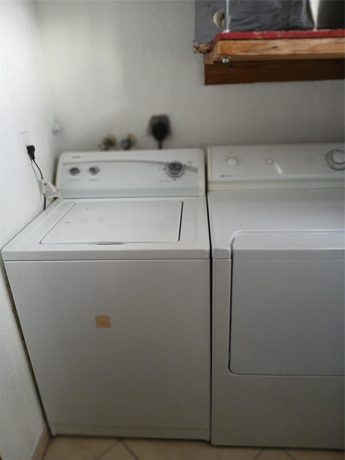 Commonwealth Gardens 74-4 - Residential Lease