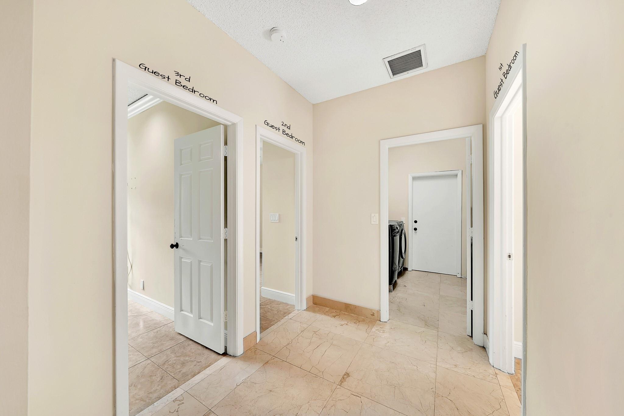 GLENOAKS - Residential