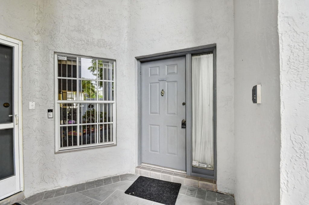 Photo of 11691 Briarwood Circle, Boynton Beach, FL 33437 (MLS # B26078667)