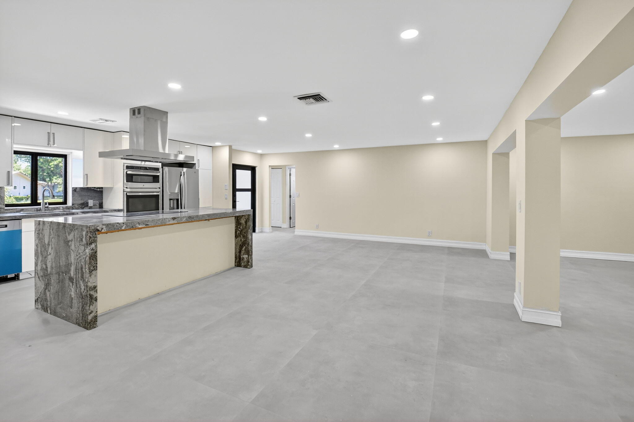 COCO WOOD LAKES SEC 2 - Residential