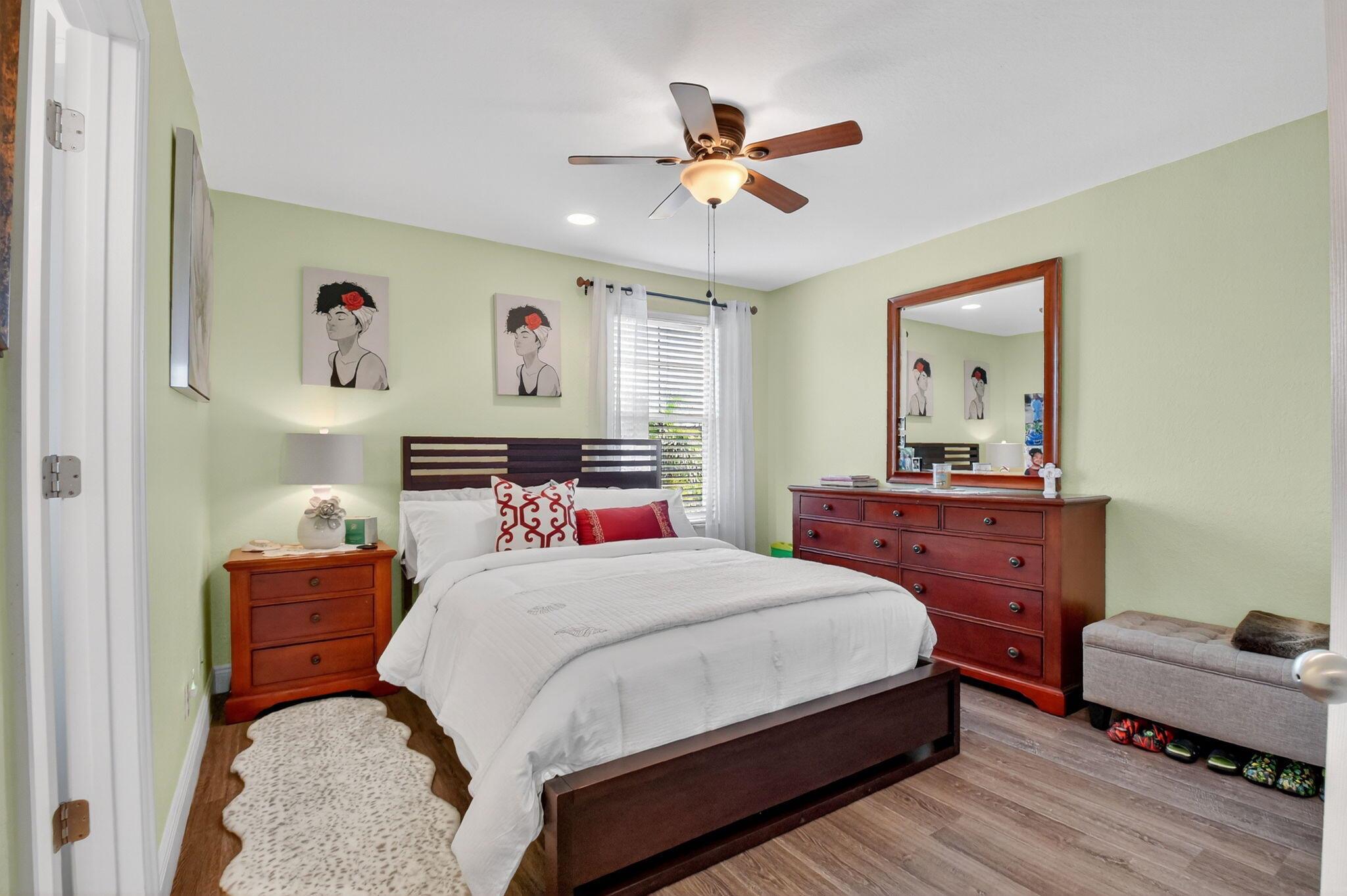 OAKMONT ESTATES PUD - Residential Lease