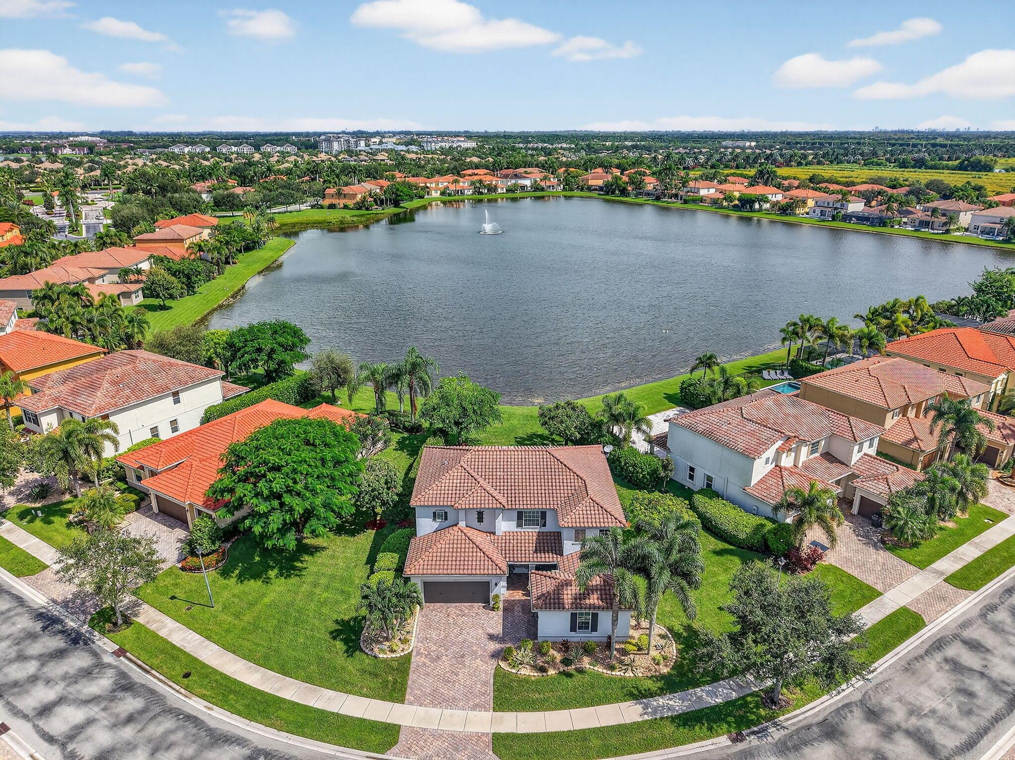 OAKMONT ESTATES PUD - Residential Lease
