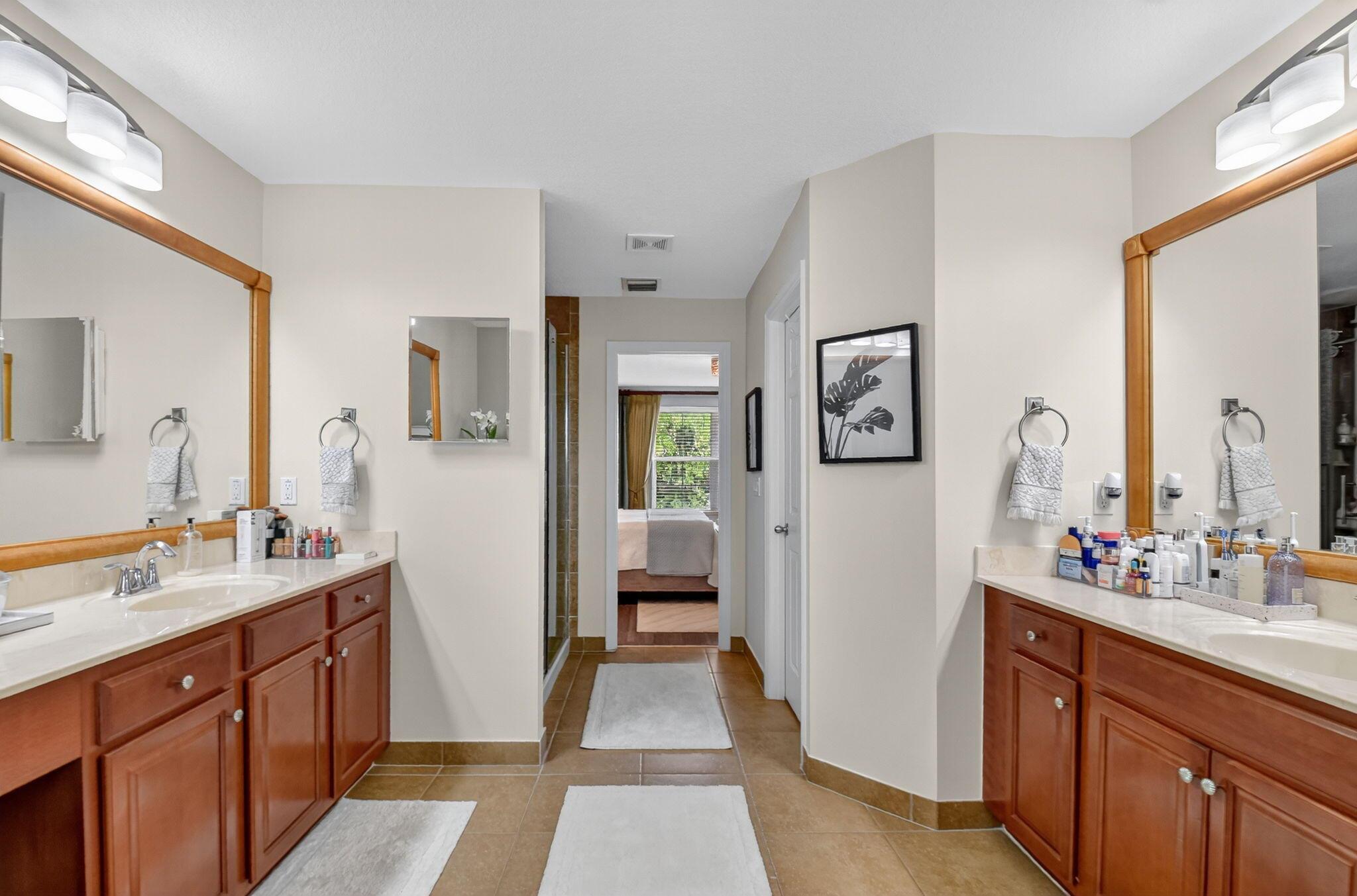 OAKMONT ESTATES PUD - Residential Lease