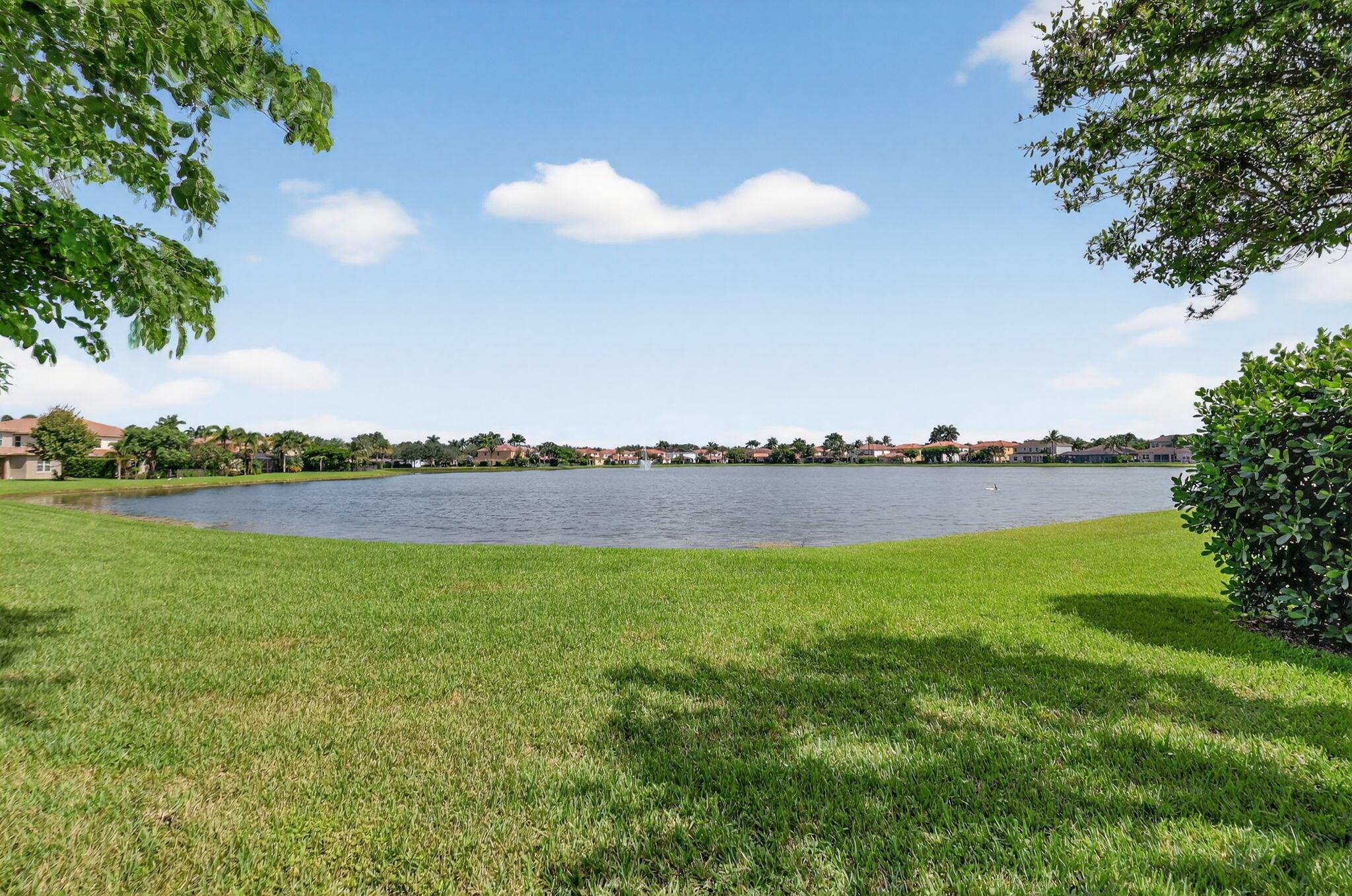 OAKMONT ESTATES PUD - Residential Lease
