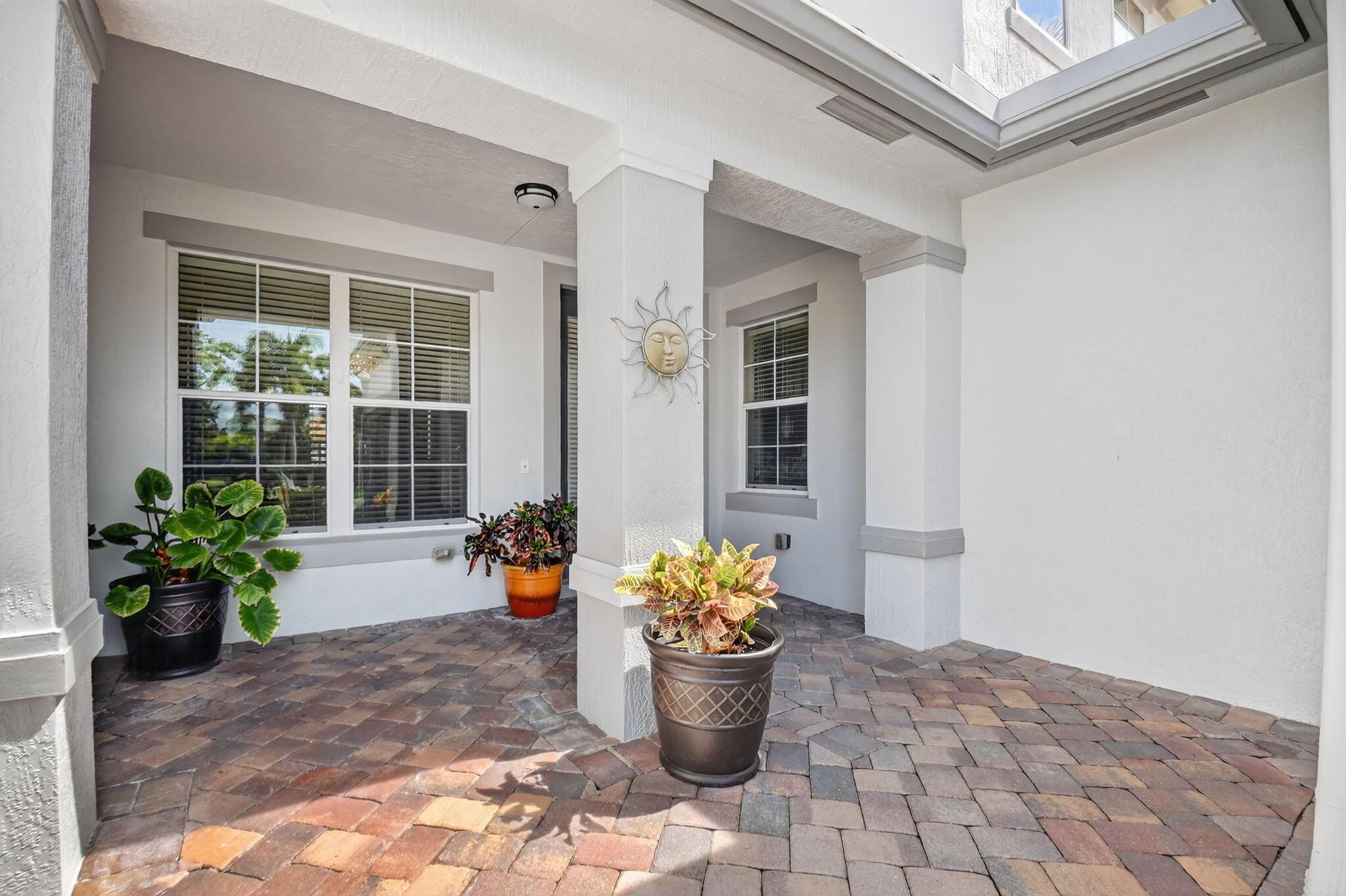 OAKMONT ESTATES PUD - Residential Lease