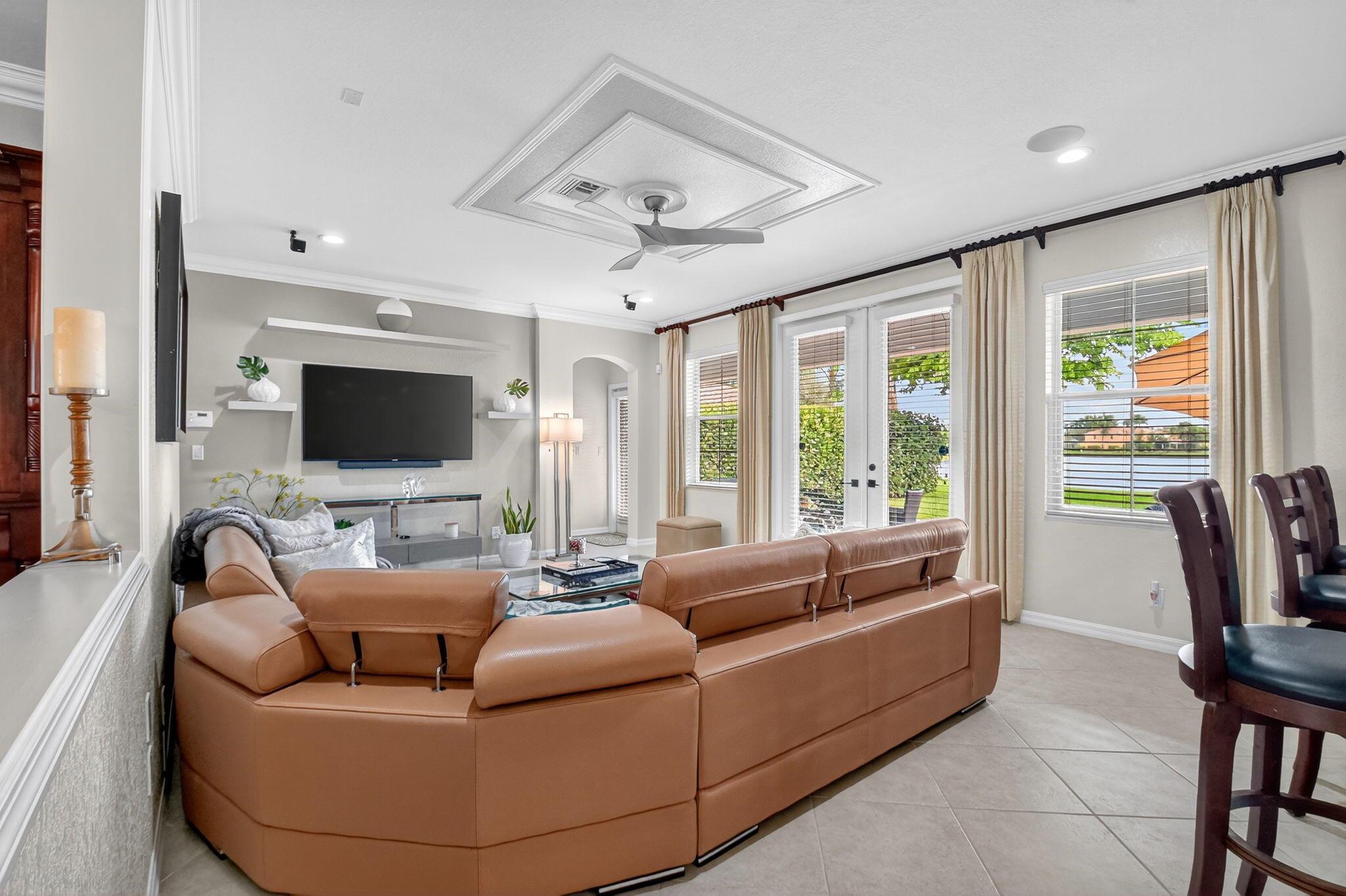 OAKMONT ESTATES PUD - Residential Lease