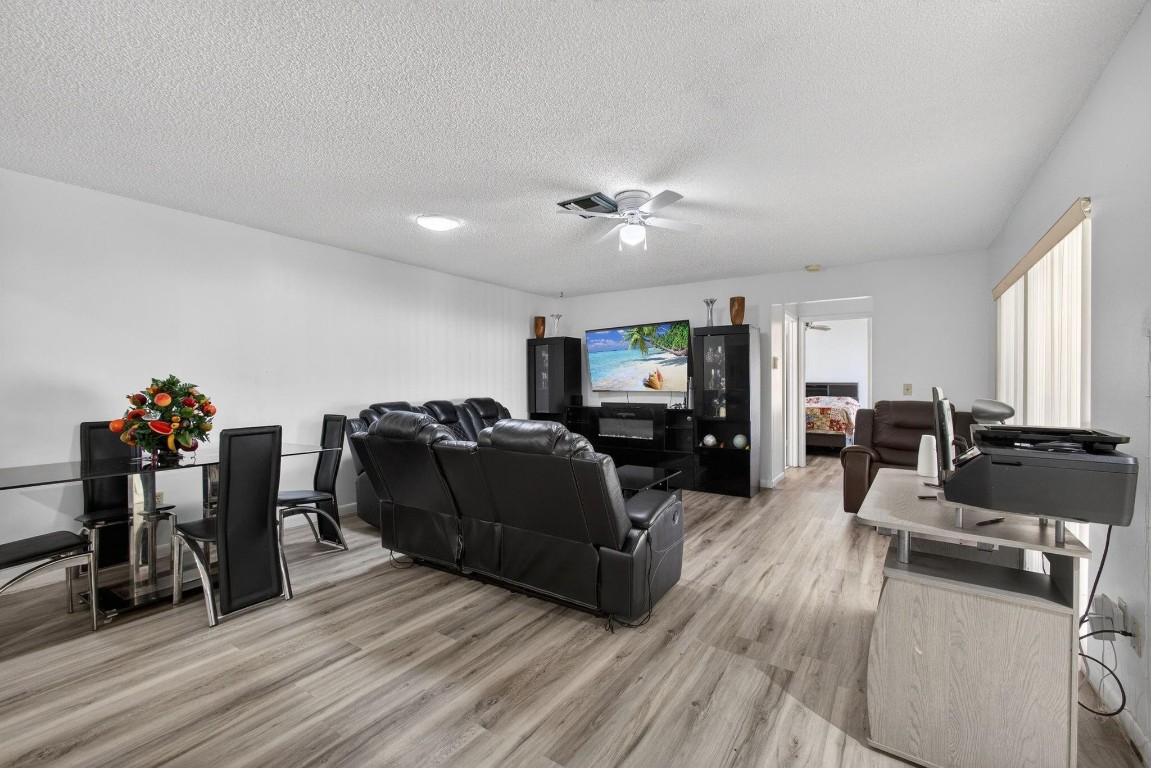 Quadrille - Residential