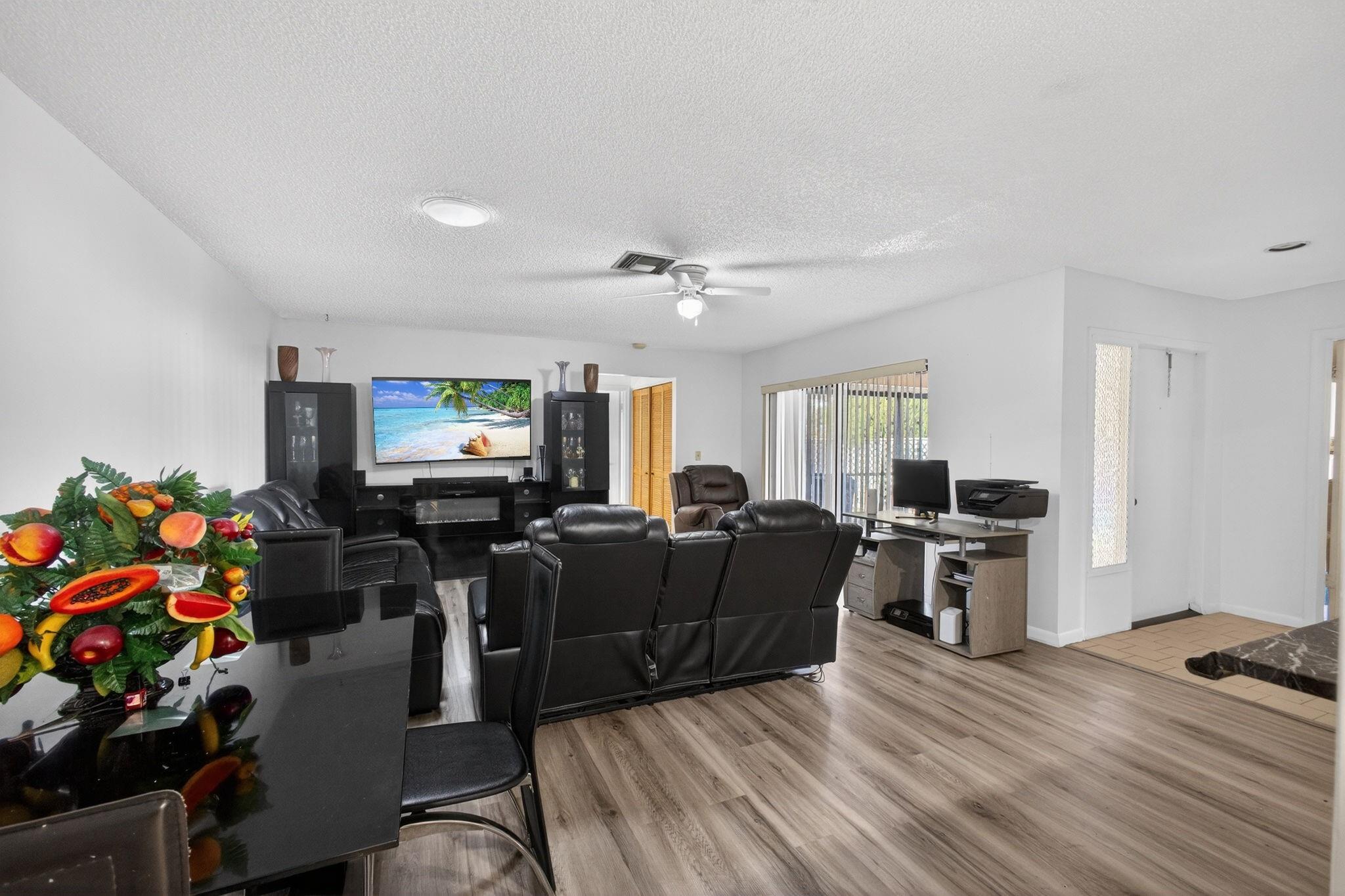 Quadrille - Residential