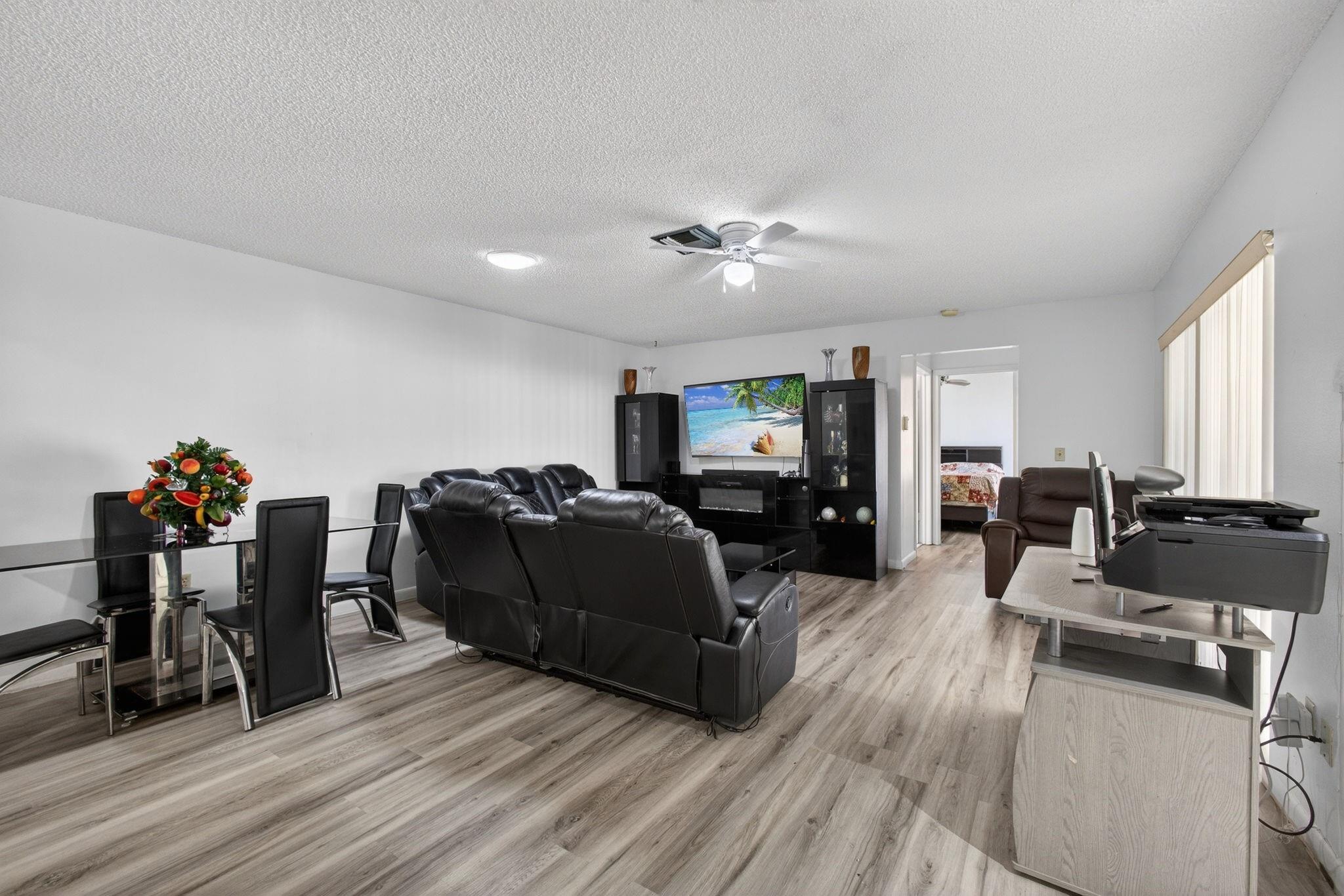 Quadrille - Residential