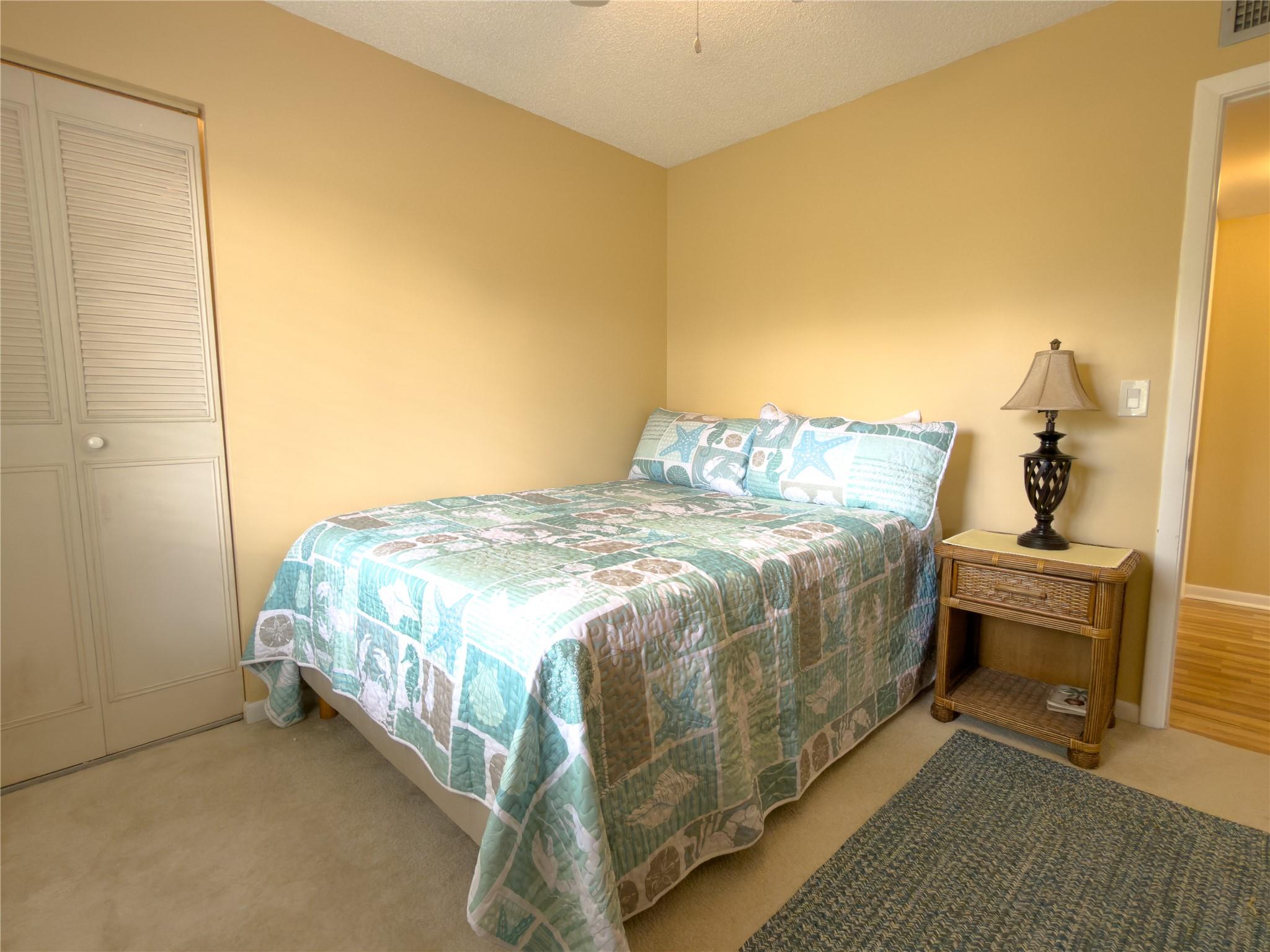 Pine Ridge Condo 03 South - Residential Lease