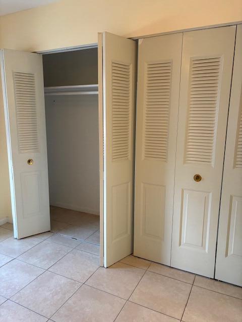 ANDOVER CONDOS - Residential