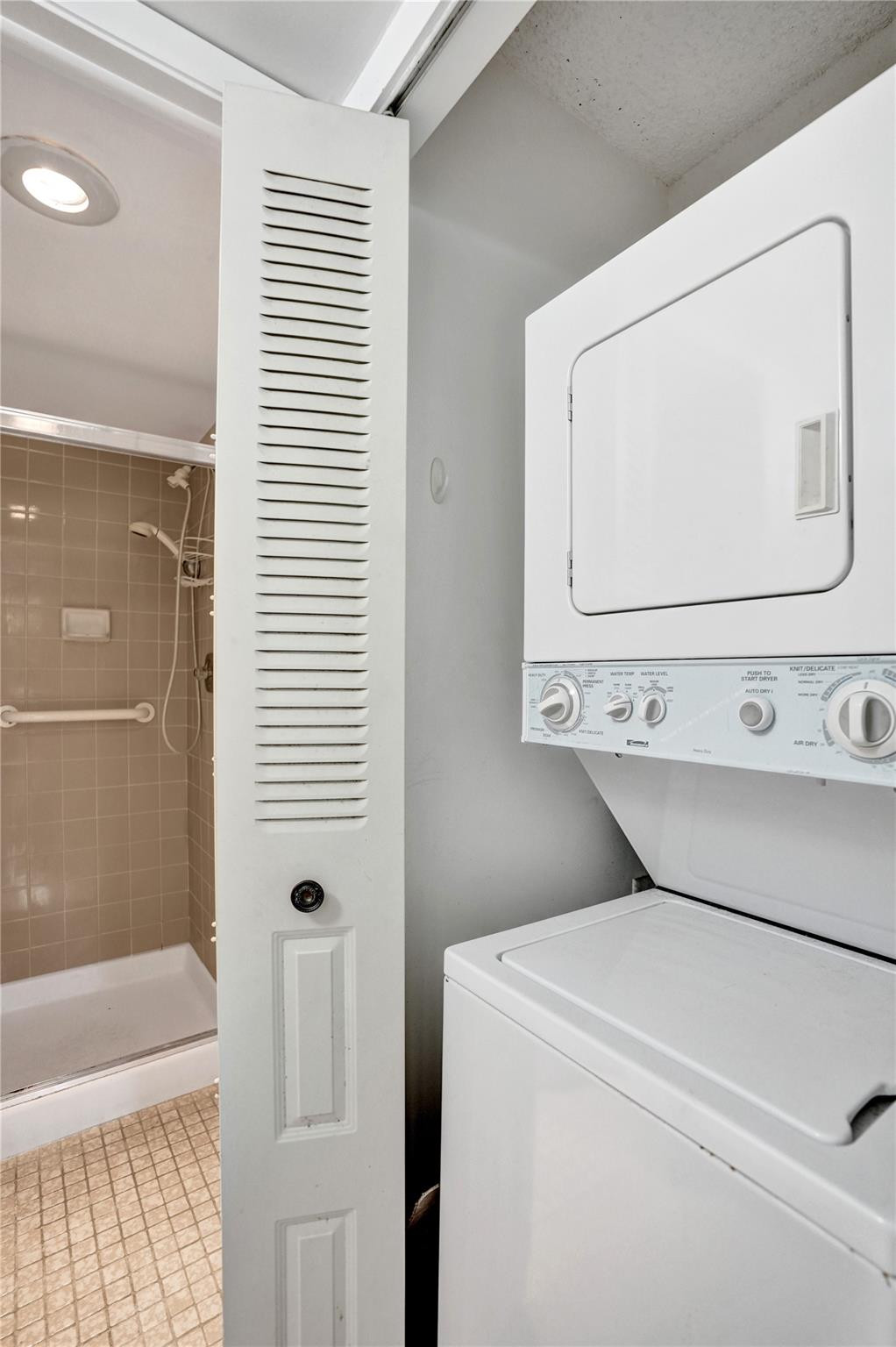 Sunrise Lakes Phase 4 - Residential