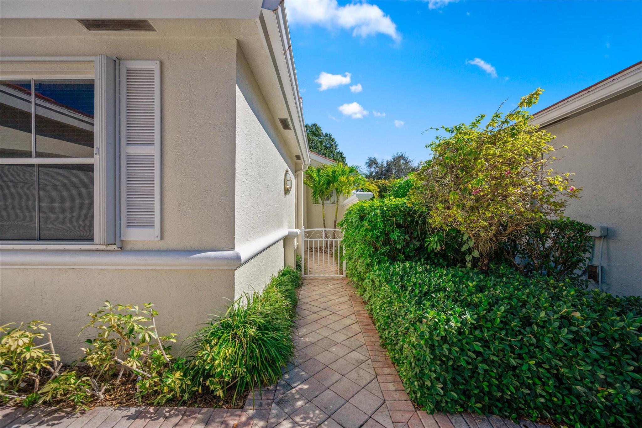 4509 Kensington Park Way