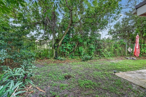 Tiny photo for 167 NW 49TH Avenue, Plantation, FL 33317 (MLS # B26083722)